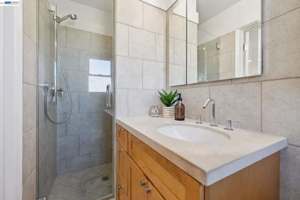 3169 Aylesbury Court Castro Valley CA 94546