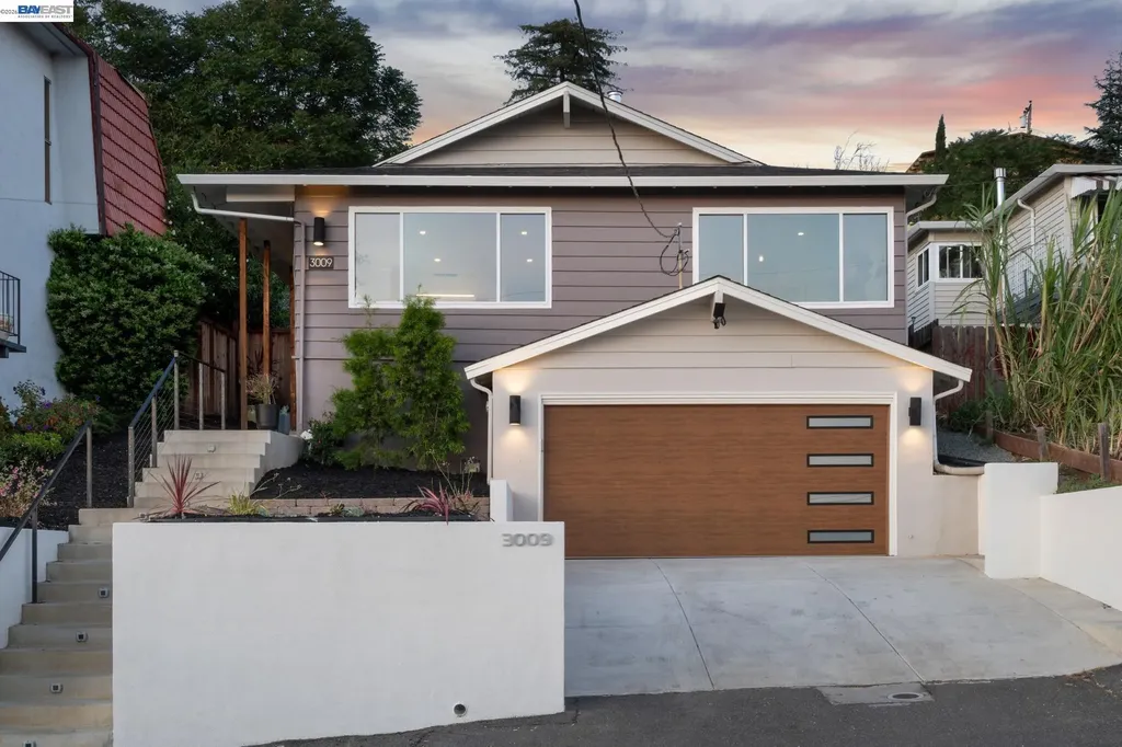 3009 Broadmoor View Oakland CA 94605