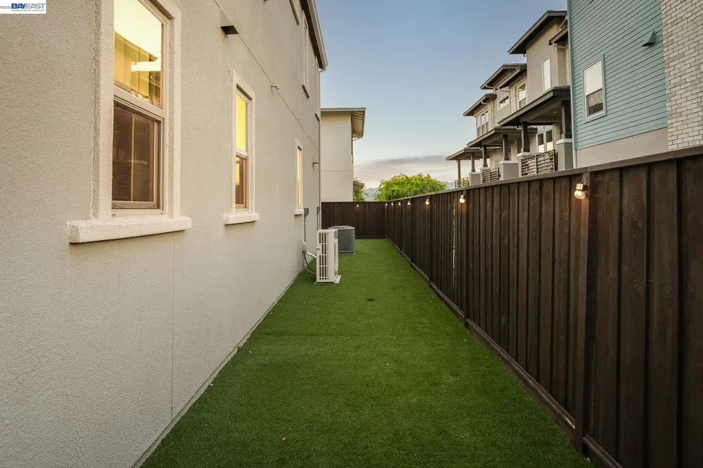 6017 Basaltina Place Dublin CA 94568