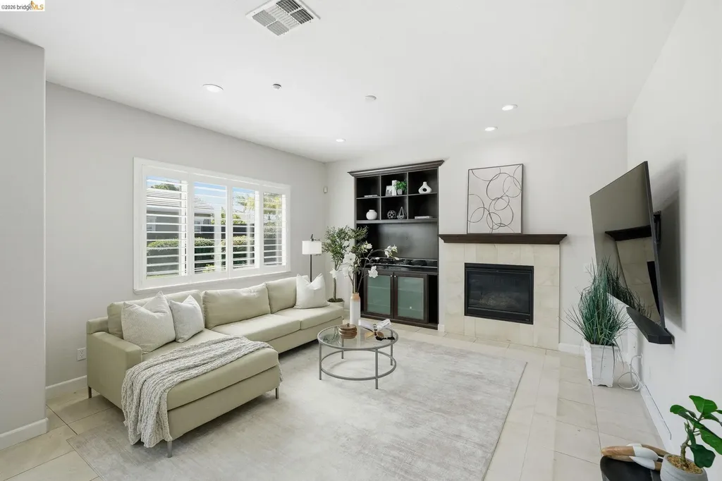 588 Big Basin Drive Brentwood CA 94513