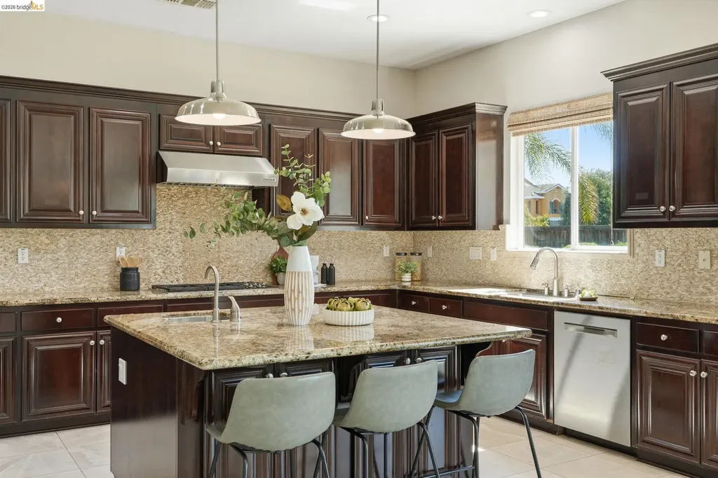 588 Big Basin Drive Brentwood CA 94513