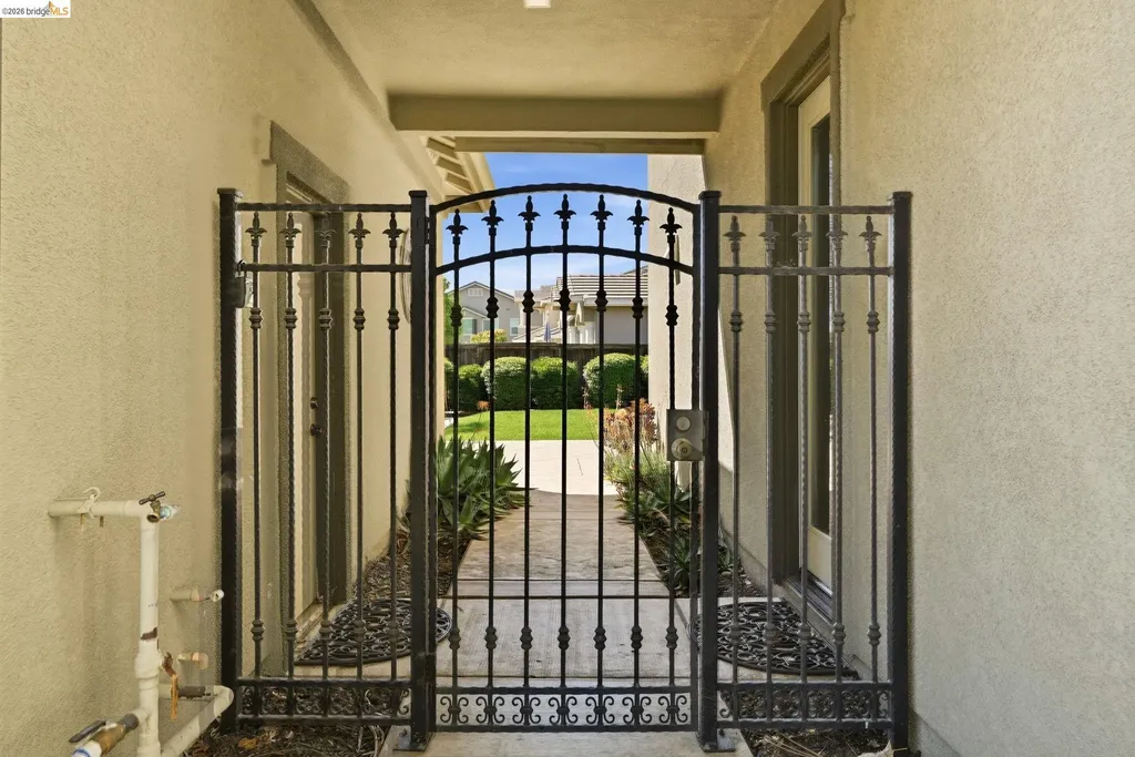 588 Big Basin Drive Brentwood CA 94513