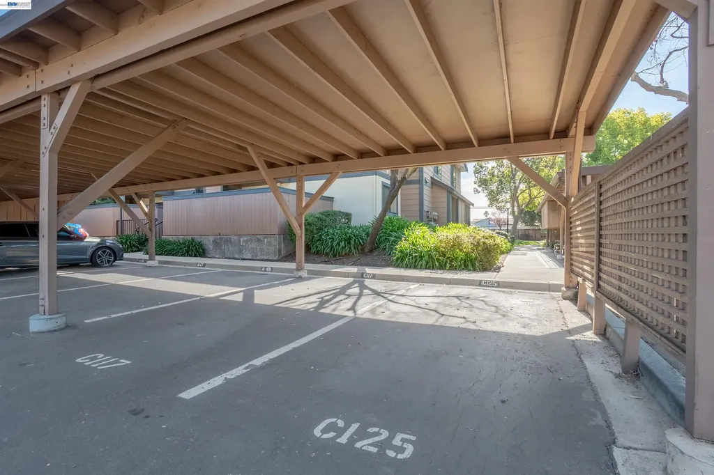 277 Hackamore Common Fremont CA 94539