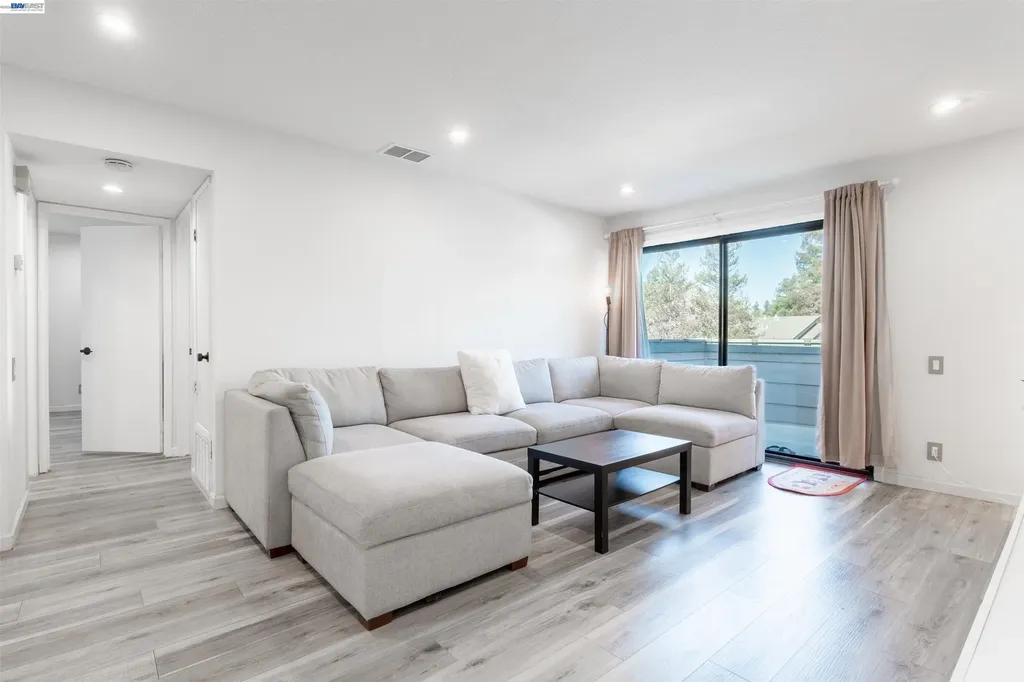 277 Hackamore Common Fremont CA 94539