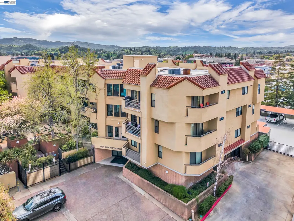 1201 Alta Vista Drive Walnut Creek CA 94596