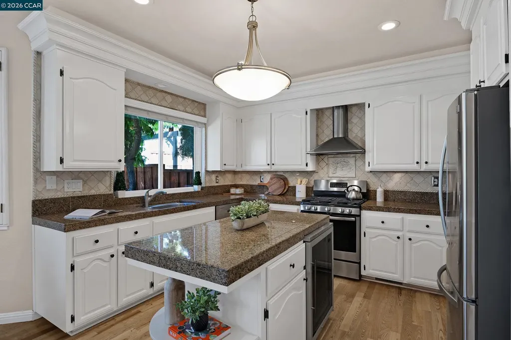 402 Chupcan Place Clayton CA 94517