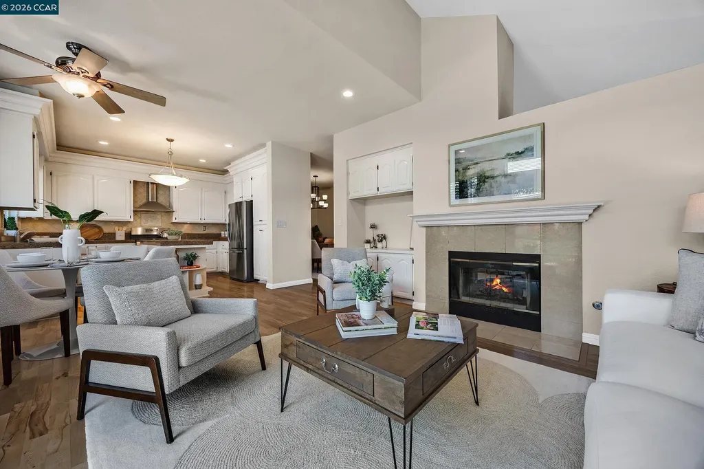 402 Chupcan Place Clayton CA 94517