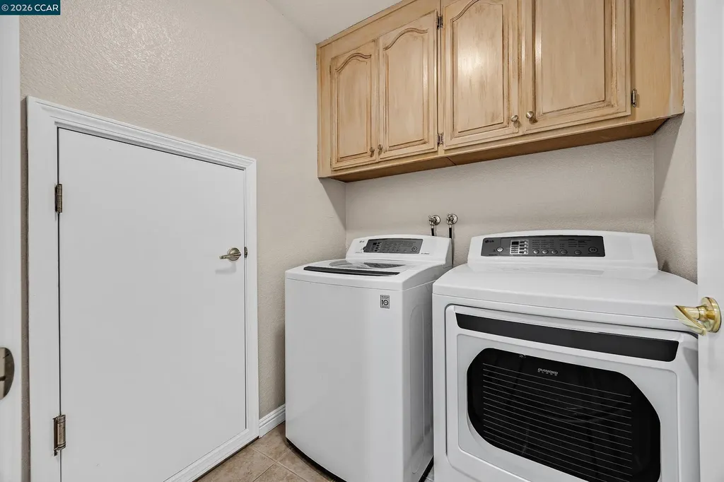 402 Chupcan Place Clayton CA 94517