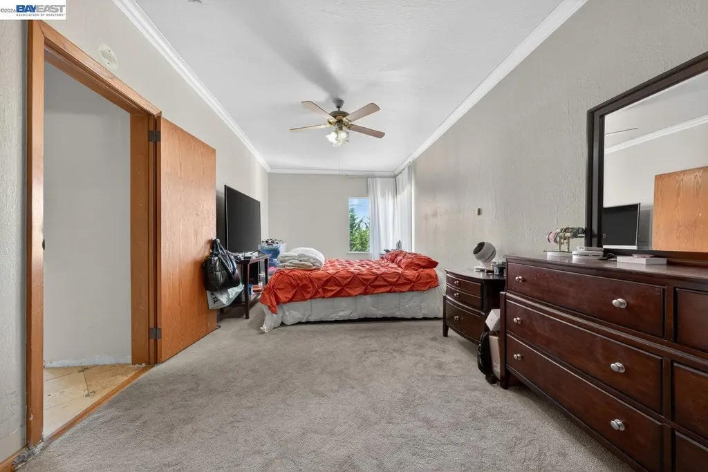 9012 Burr Street Oakland CA 94605