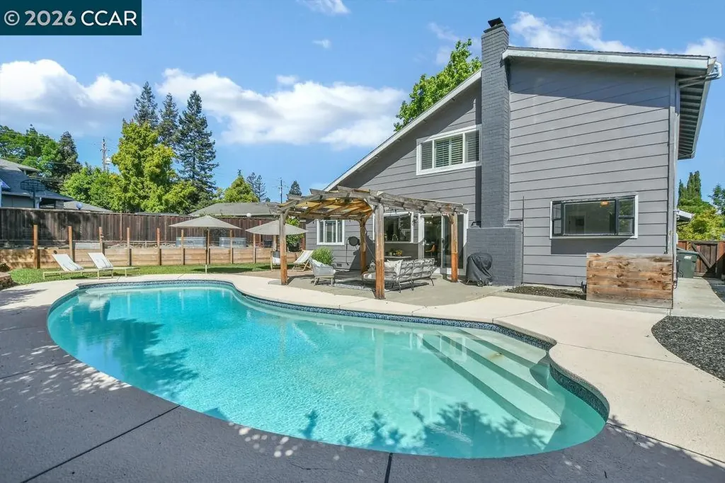 1154 Breckenridge Court Martinez CA 94553