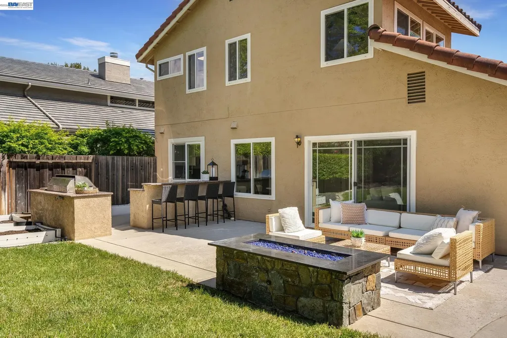 11752 Betlen Drive Dublin CA 94568