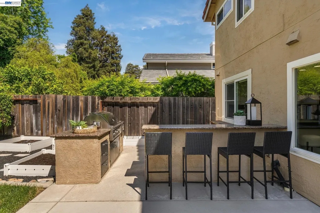 11752 Betlen Drive Dublin CA 94568