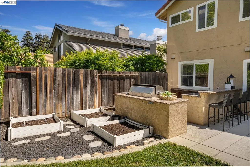 11752 Betlen Drive Dublin CA 94568