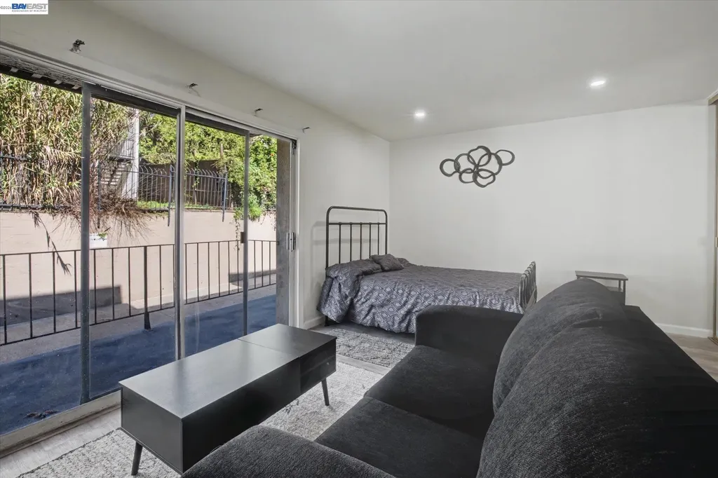 625 El Dorado Avenue Oakland CA 94611