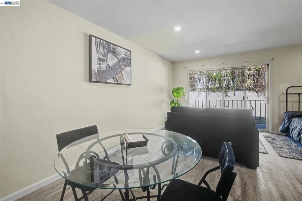 625 El Dorado Avenue Oakland CA 94611