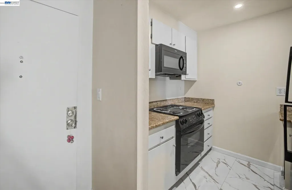 625 El Dorado Avenue Oakland CA 94611