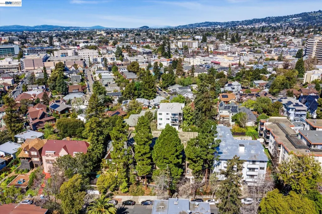 625 El Dorado Avenue Oakland CA 94611