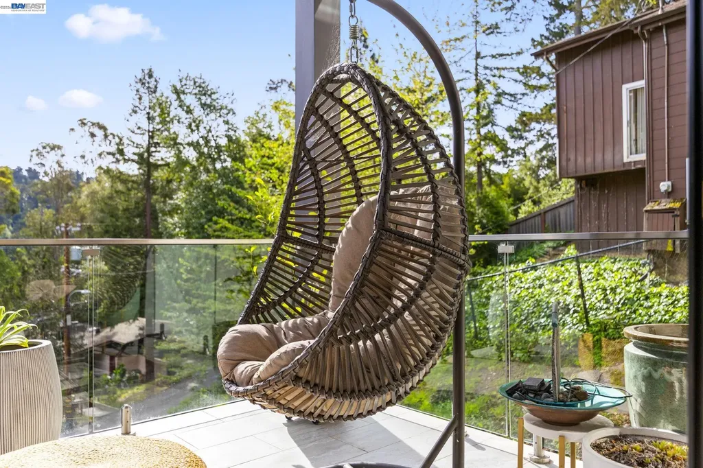 45 Homeglen Lane Oakland CA 94611