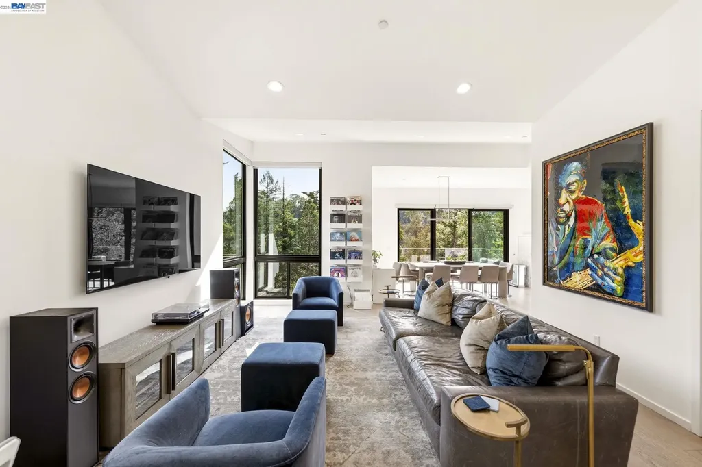 45 Homeglen Lane Oakland CA 94611