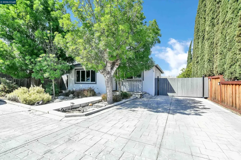 66 E Bolton Road Oakley CA 94561