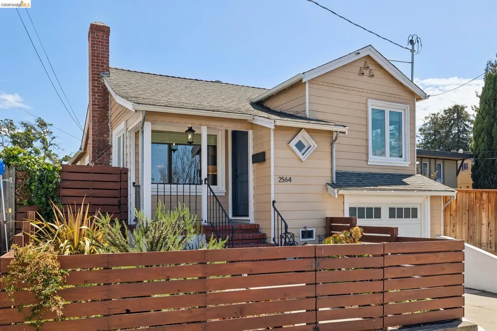 2564 35th Avenue Oakland CA 94601