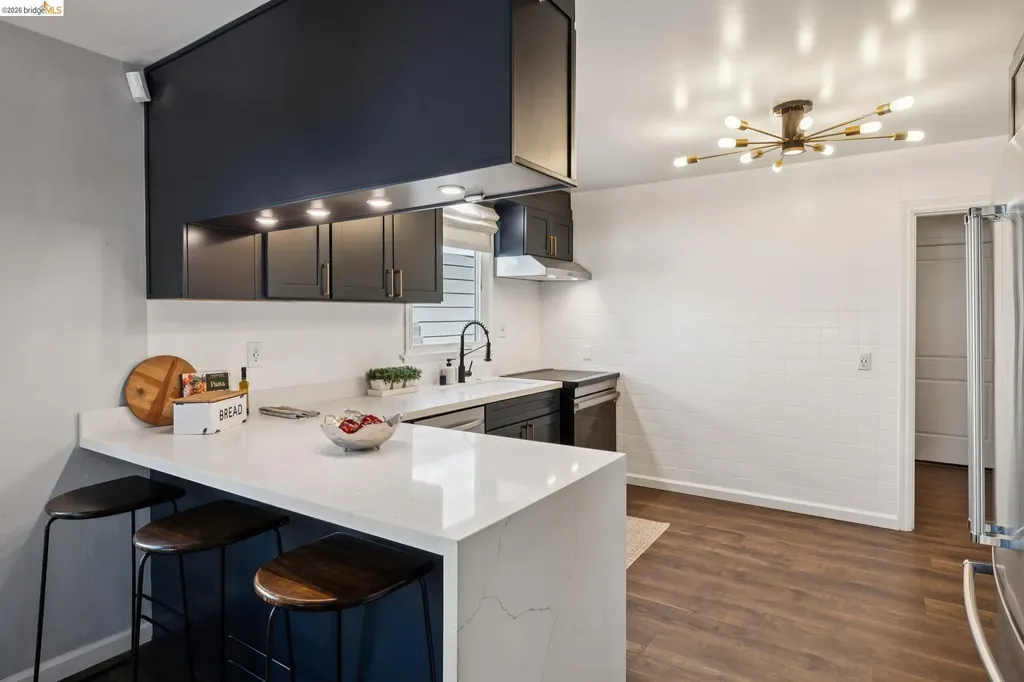 2564 35th Avenue Oakland CA 94601