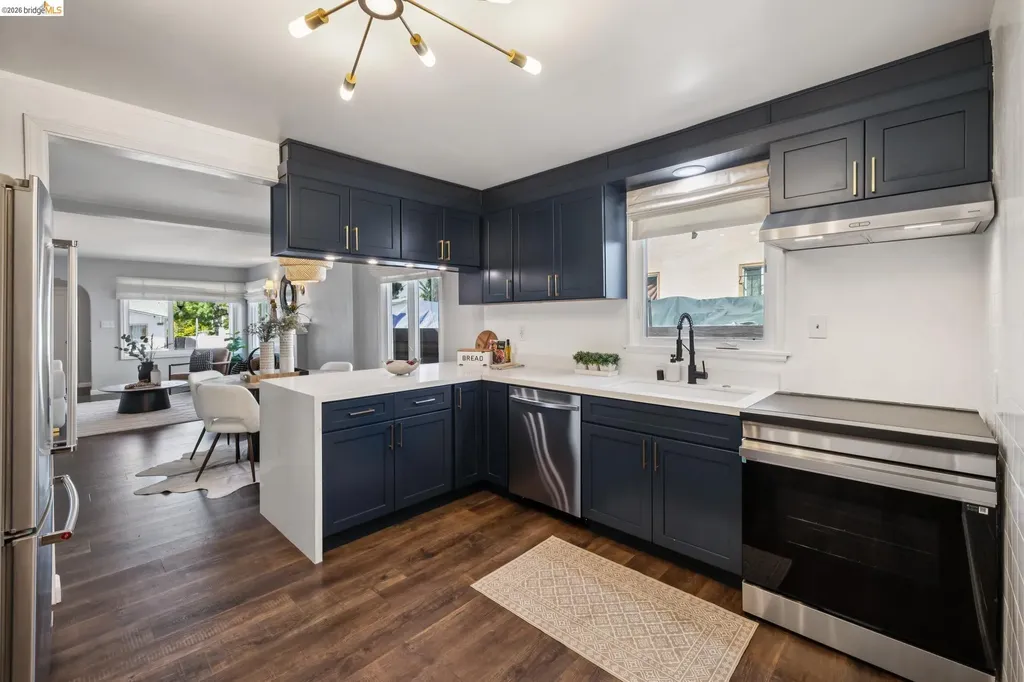 2564 35th Avenue Oakland CA 94601