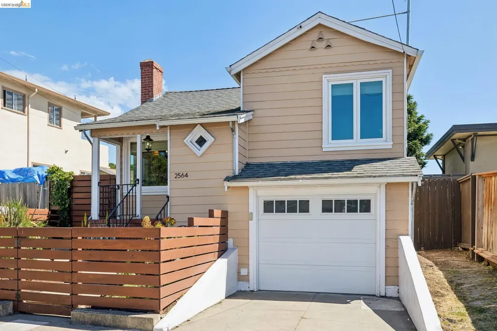 2564 35th Avenue Oakland CA 94601