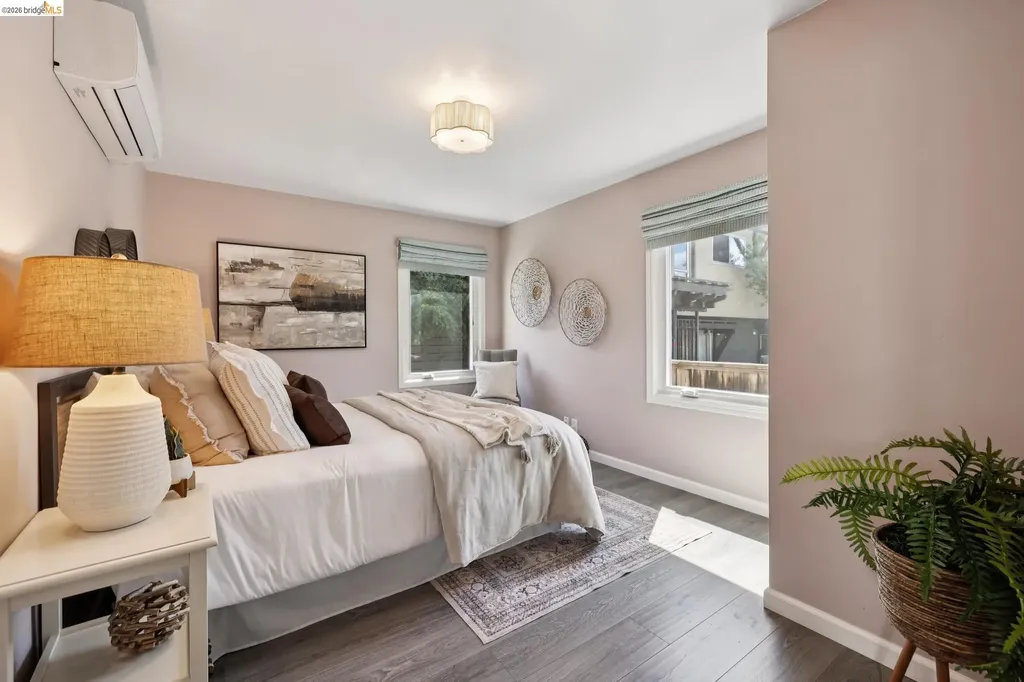 2564 35th Avenue Oakland CA 94601