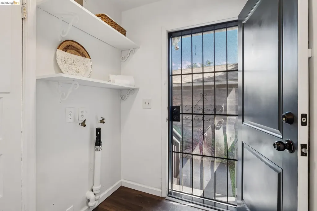2564 35th Avenue Oakland CA 94601