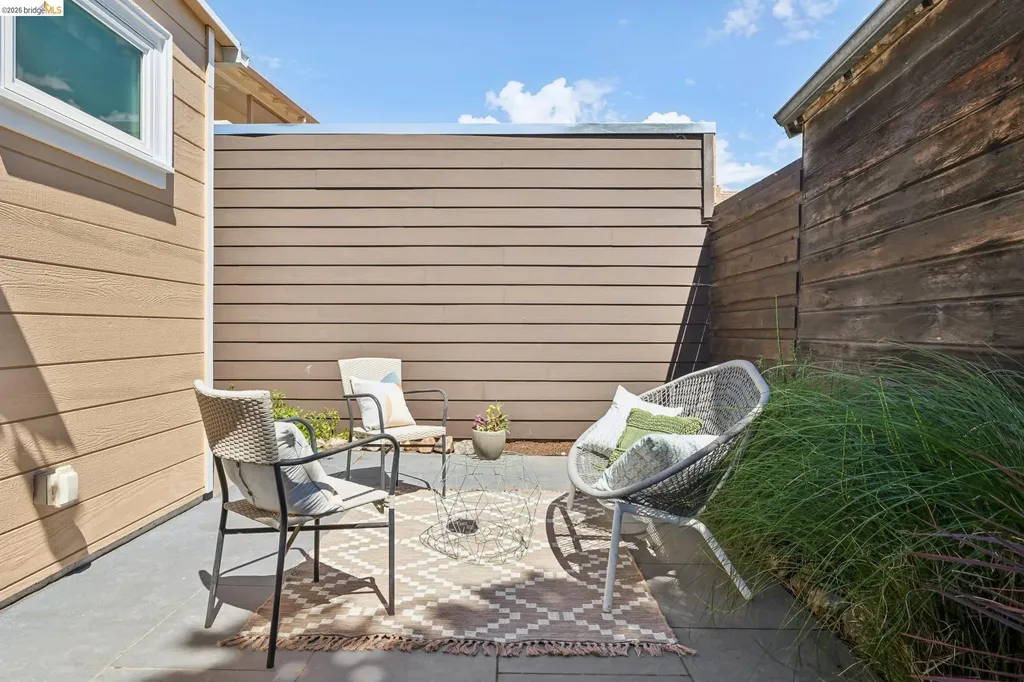 2564 35th Avenue Oakland CA 94601