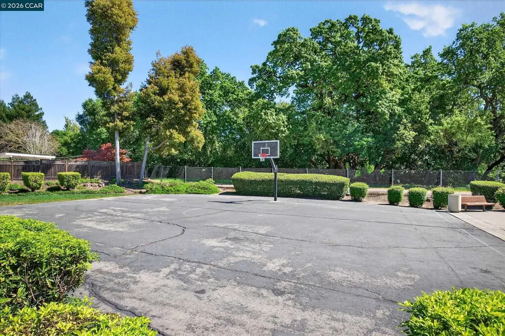 25 Cannes Court Danville CA 94506