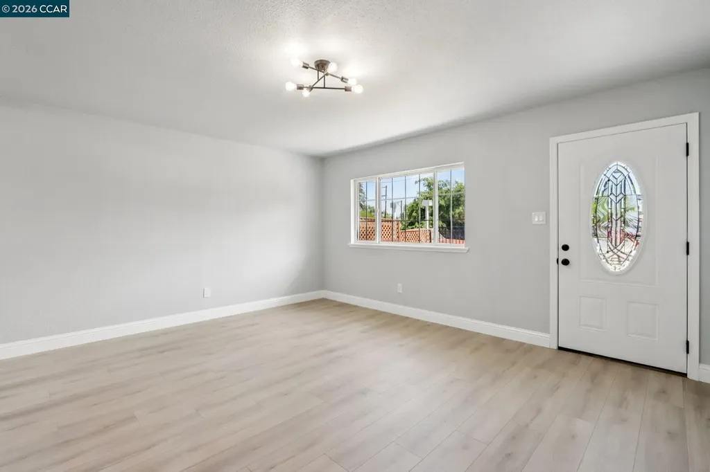 105 Phelan Avenue Vallejo CA 94590