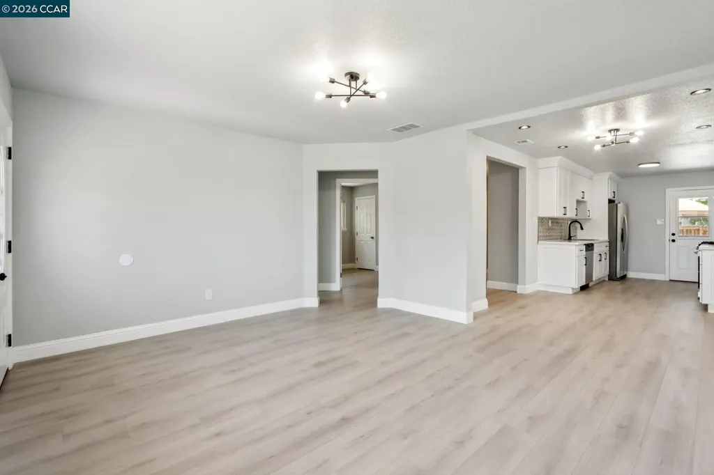 105 Phelan Avenue Vallejo CA 94590