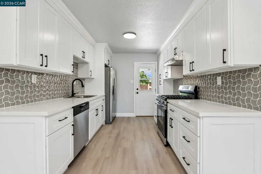 105 Phelan Avenue Vallejo CA 94590