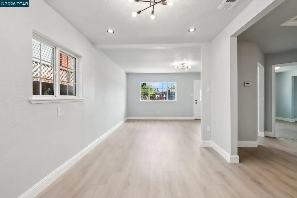 105 Phelan Avenue Vallejo CA 94590