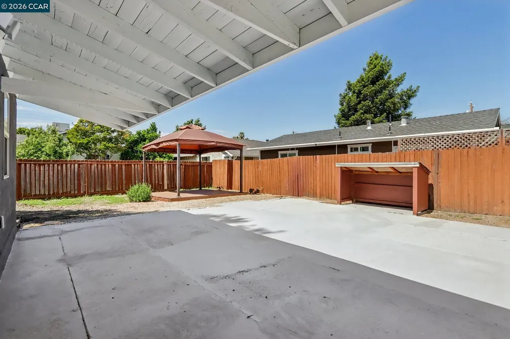 105 Phelan Avenue Vallejo CA 94590