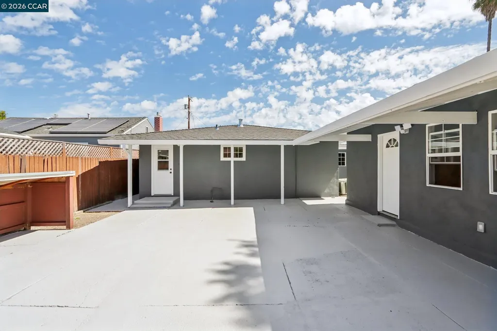 105 Phelan Avenue Vallejo CA 94590