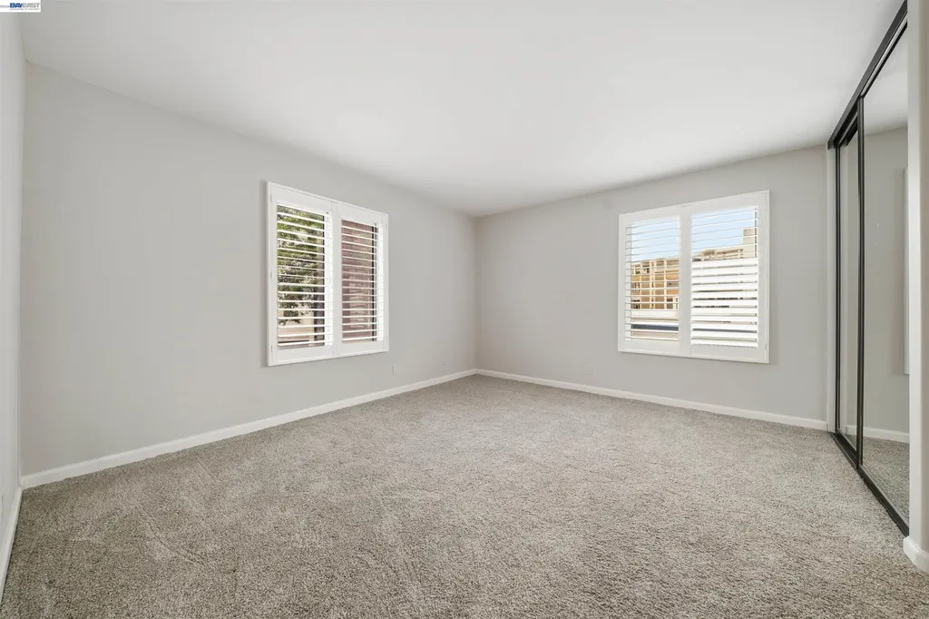 960 Shorepoint Court Alameda CA 94501