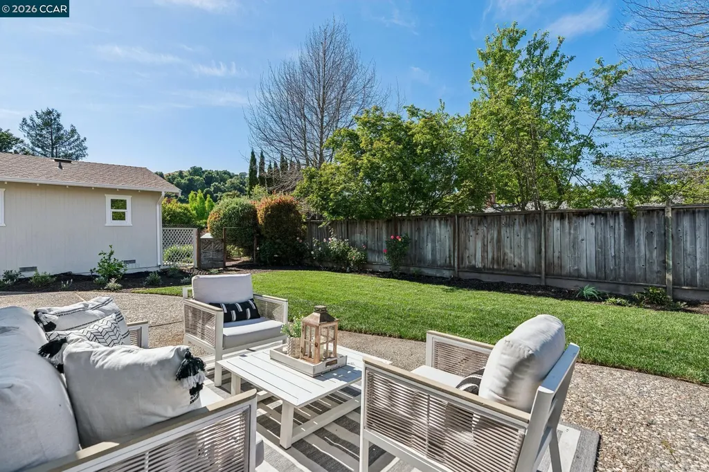 152 Tharp Drive Moraga CA 94556