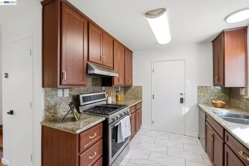 3861 Cosmic Place Fremont CA 94538