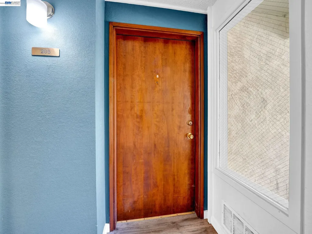 26088 Kay Avenue Hayward CA 94545