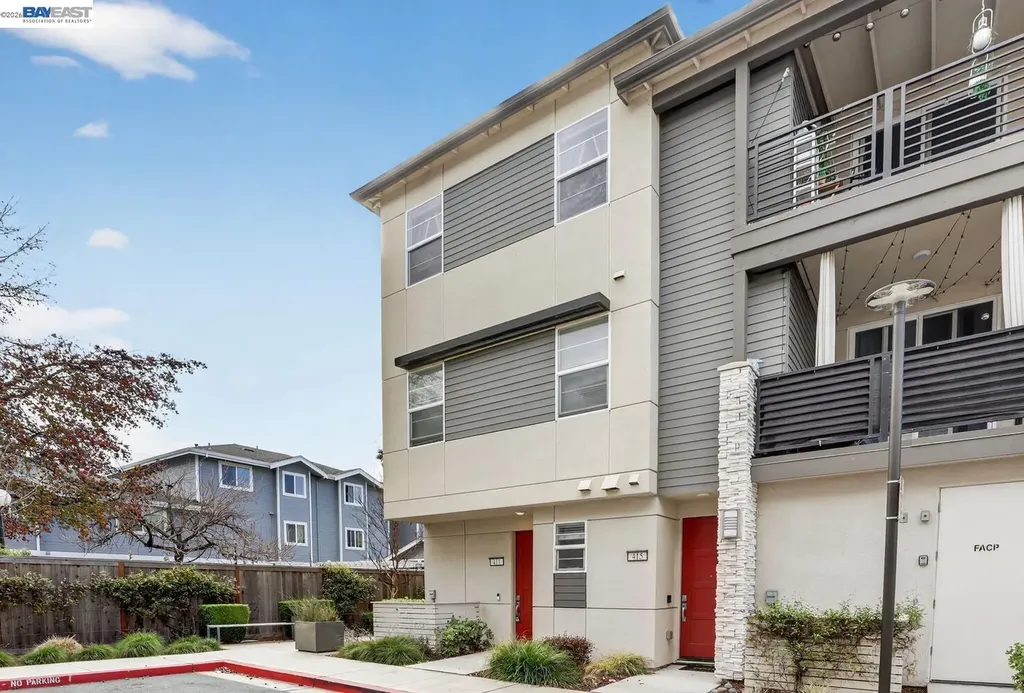 411 Rhythm Lane Hayward CA 94544