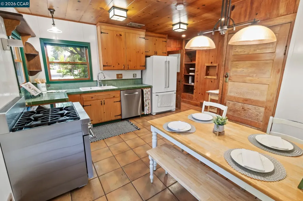 3819 Walnut Avenue Concord CA 94519