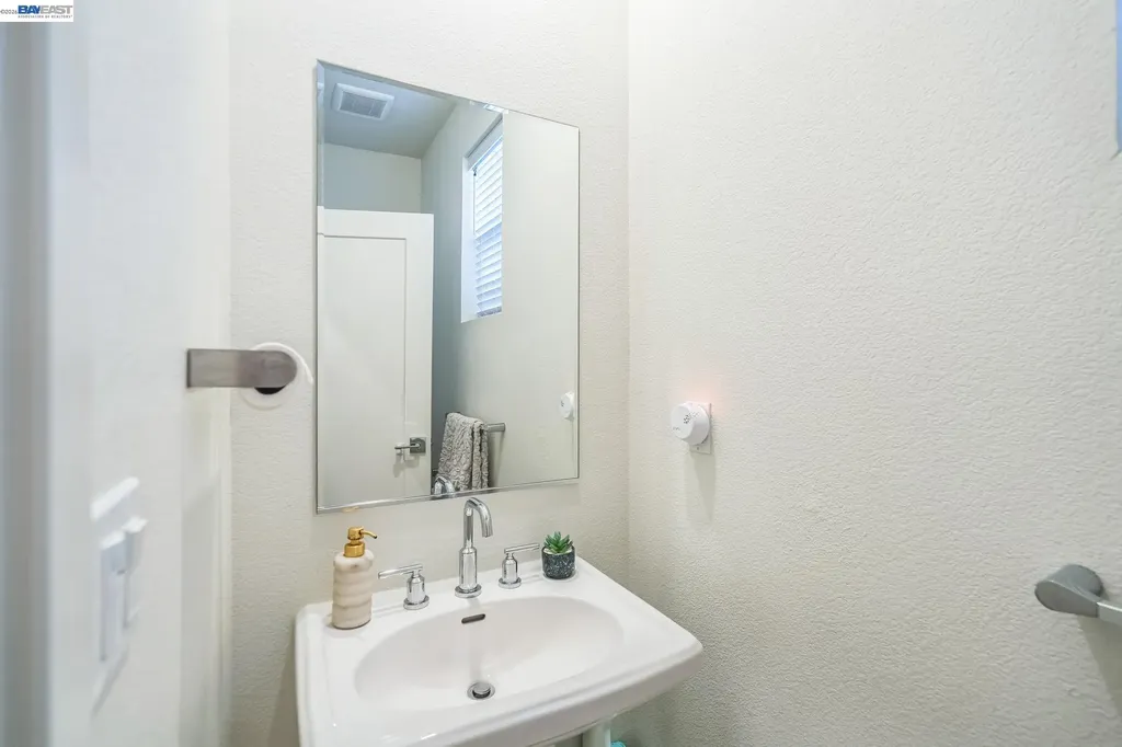 37231 Sand Bar Place Newark CA 94560