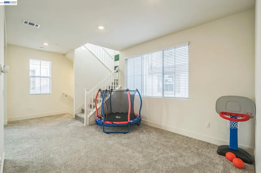 37231 Sand Bar Place Newark CA 94560