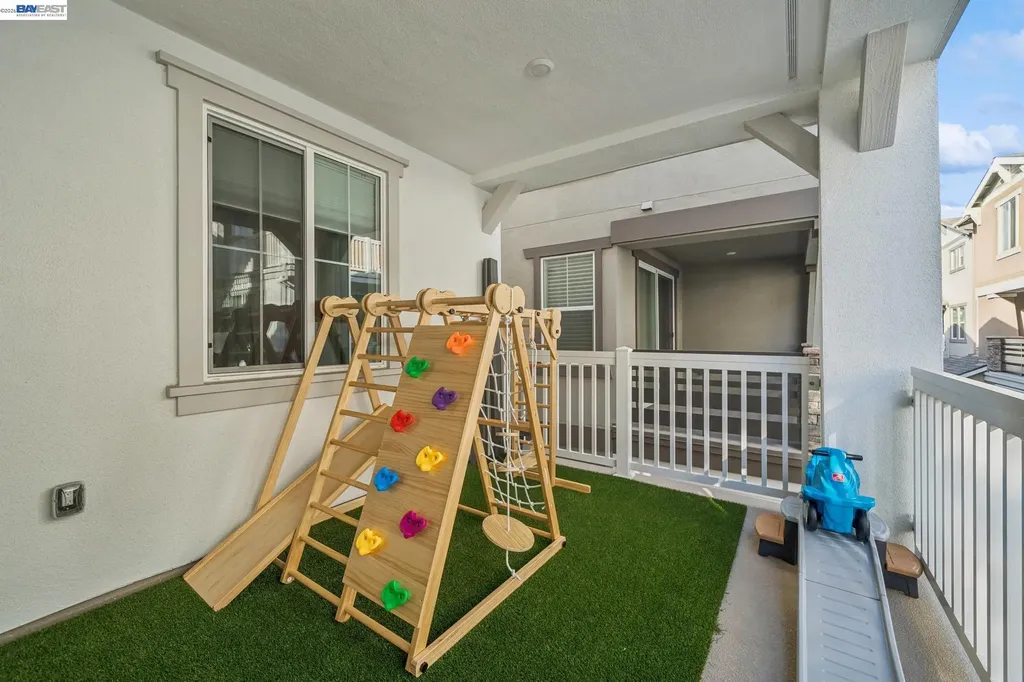 37231 Sand Bar Place Newark CA 94560
