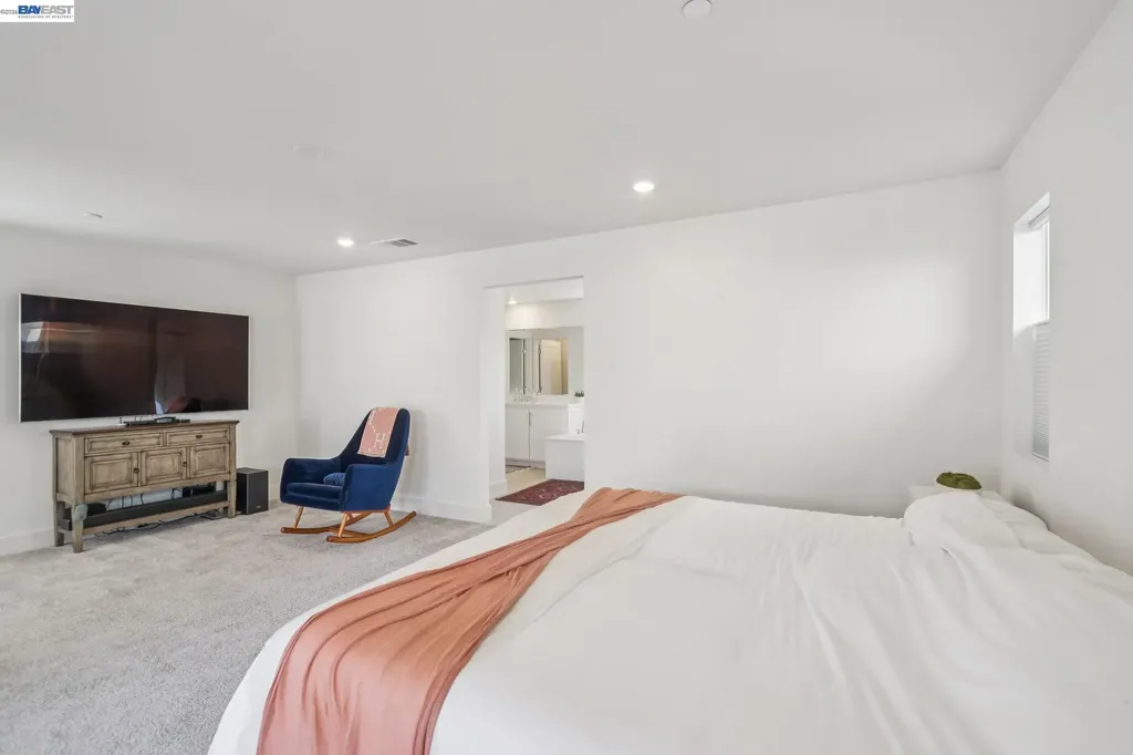 37231 Sand Bar Place Newark CA 94560