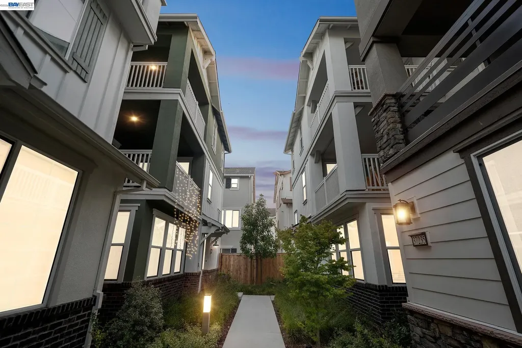 37231 Sand Bar Place Newark CA 94560