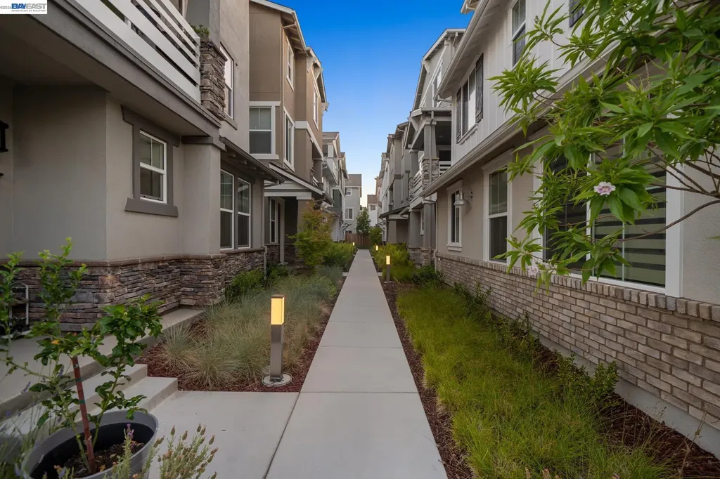 37231 Sand Bar Place Newark CA 94560